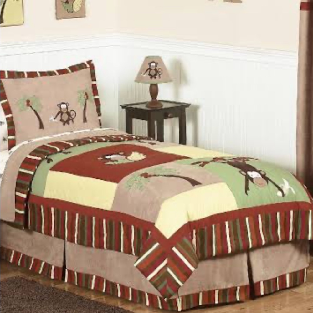 Monkey jungle twin bed skirt and comforter